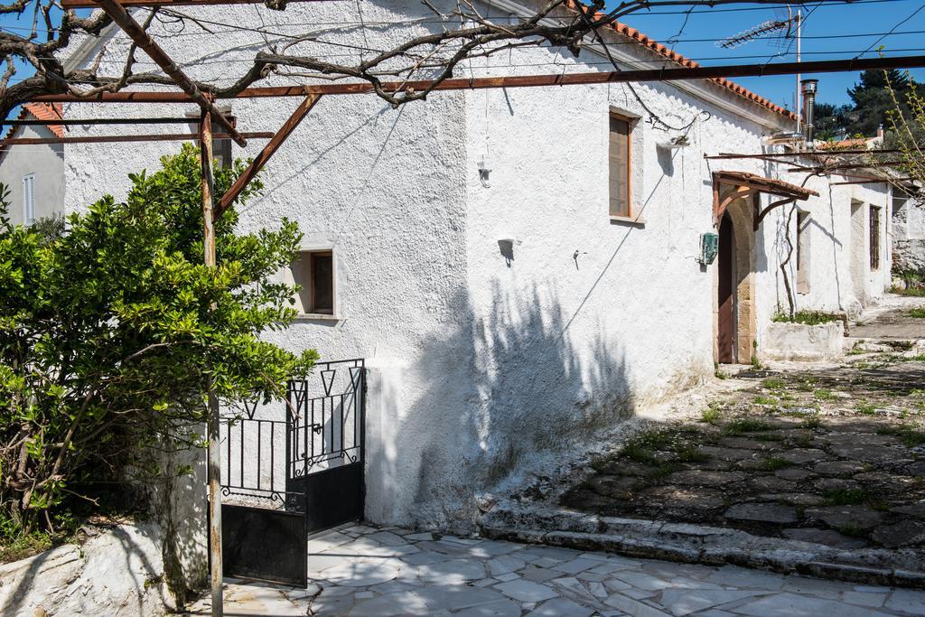 Traditional House Alikampos エクステリア 写真